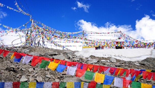 Ladakh Tour Packages, Book Ladakh Holiday Packages at Yatra.com, India