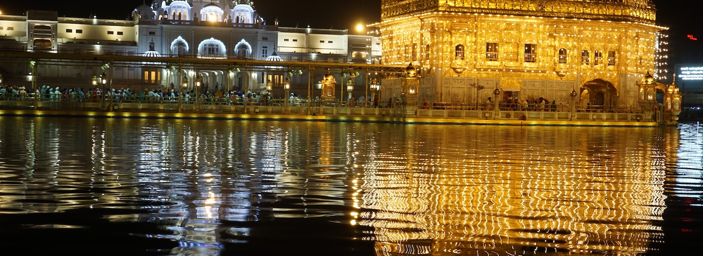 Golden Temple Timings, How to Reach, Location & Entry Fees