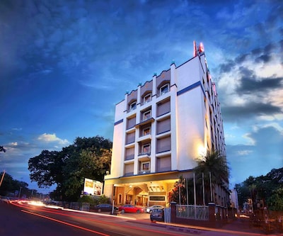 4 Star Hotels In Madurai Room Starts 1600 Hoteldekho Hotel radha krishna hotel radha krishna in madurai is located on dhanappa mudali street. hoteldekho com