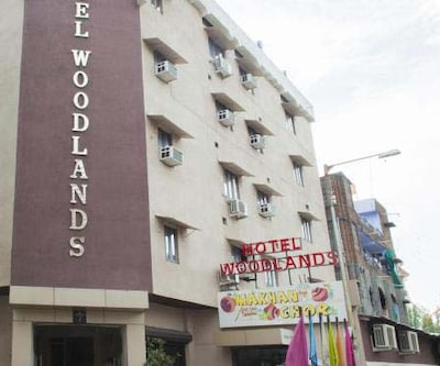 Hotel Woodlands