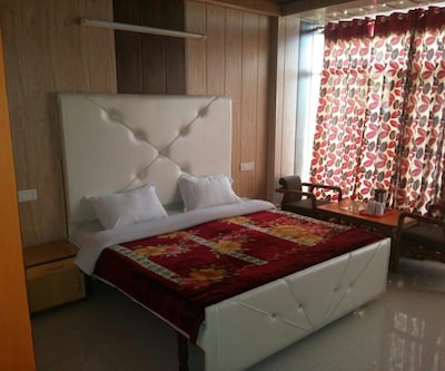 Hotel President