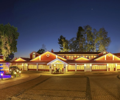 Vinca West Downs Heritage Resort