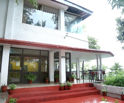 Surbee Resorts