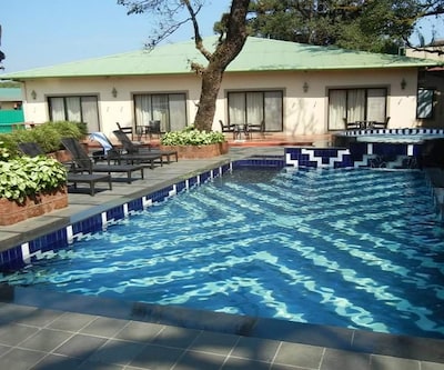 Fountain Village
