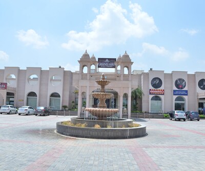 Grand Hira Resort Neemrana