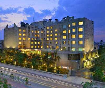 The Gateway Hotel Akota(CWT)