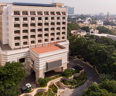 Grand Chennai By GRT Hotel
