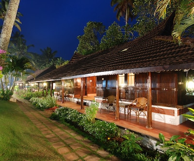 Kayaloram Heritage Lake Resort