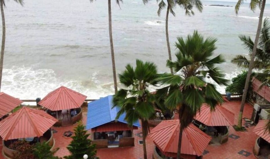 Hotel Victoria, Thalassery Book rooms online /night Yatra