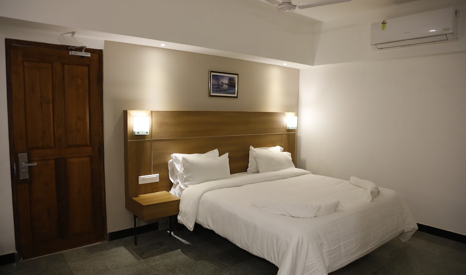 Hotel Mangala International