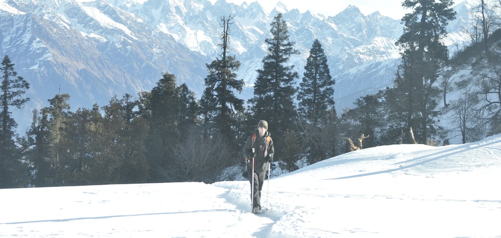 trekking in Uttarakhand kedarkantha trek