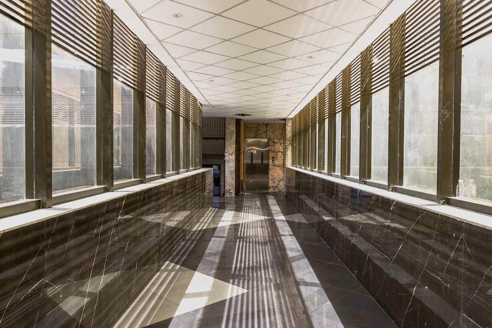 FREE PASSAGE AREA OR LOBBY