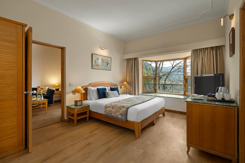 Superior Cottage Hill View
