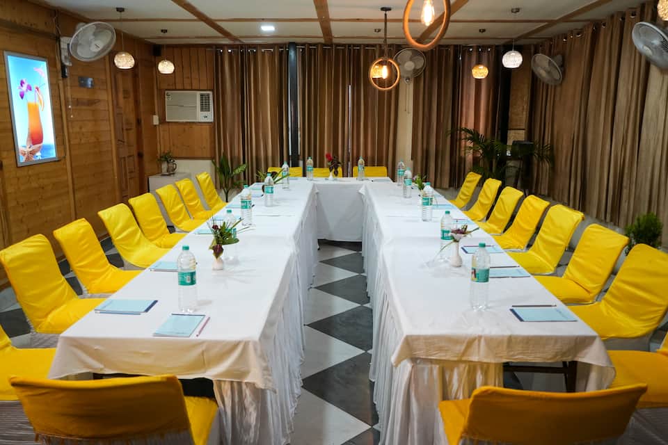Conference room Capacity 2530 pax