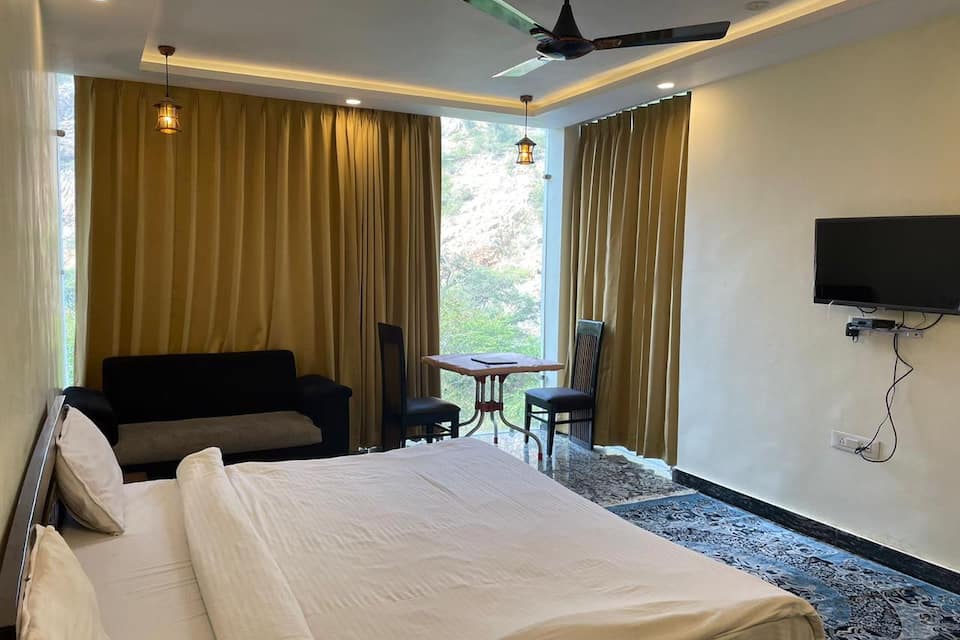 Badi Garh Palace By Nirvana