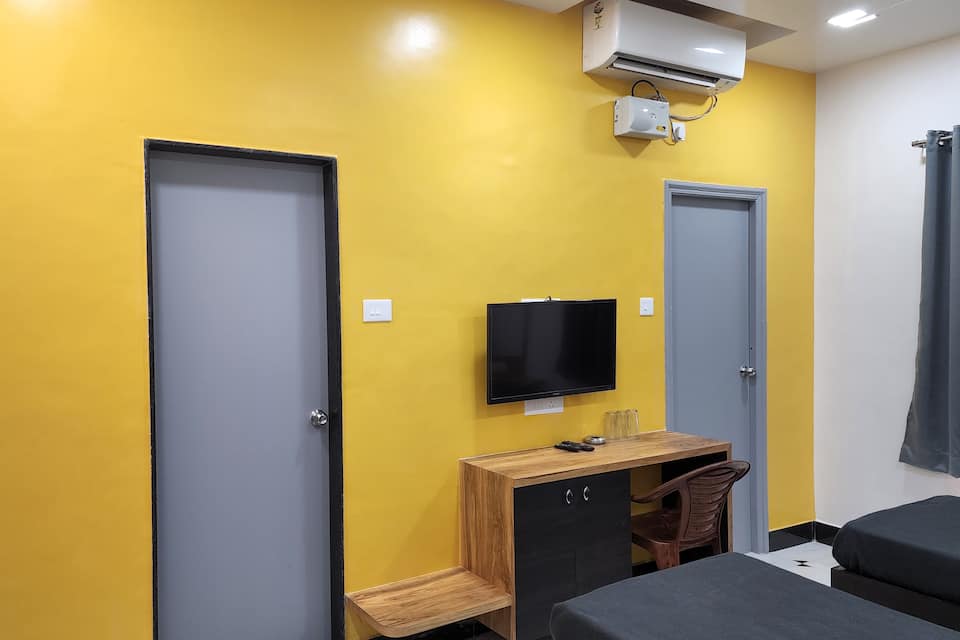 Hotel Ellora Park