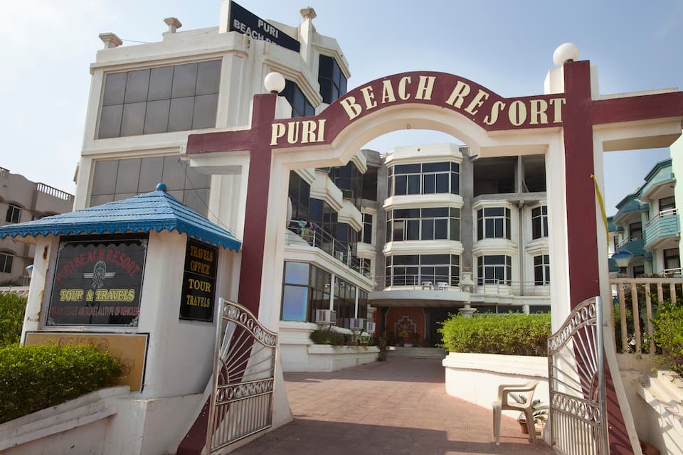 Beach Resort Hotel Puri Room Starts 35000 Hoteldekho Hotel Puri Beach Resort Swargadwar