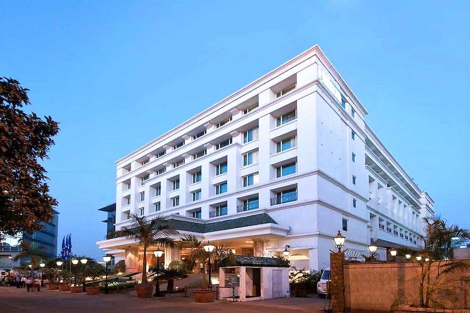 Hilton Hotels - Book Online Hilton Hotels in India at Yatra.com