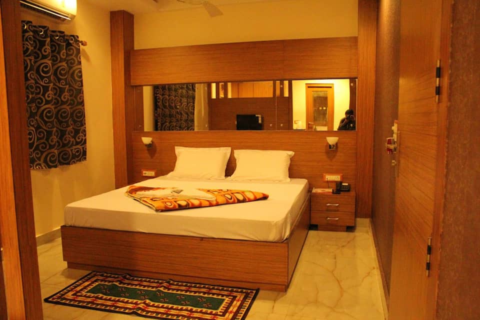 Executive Class Room
