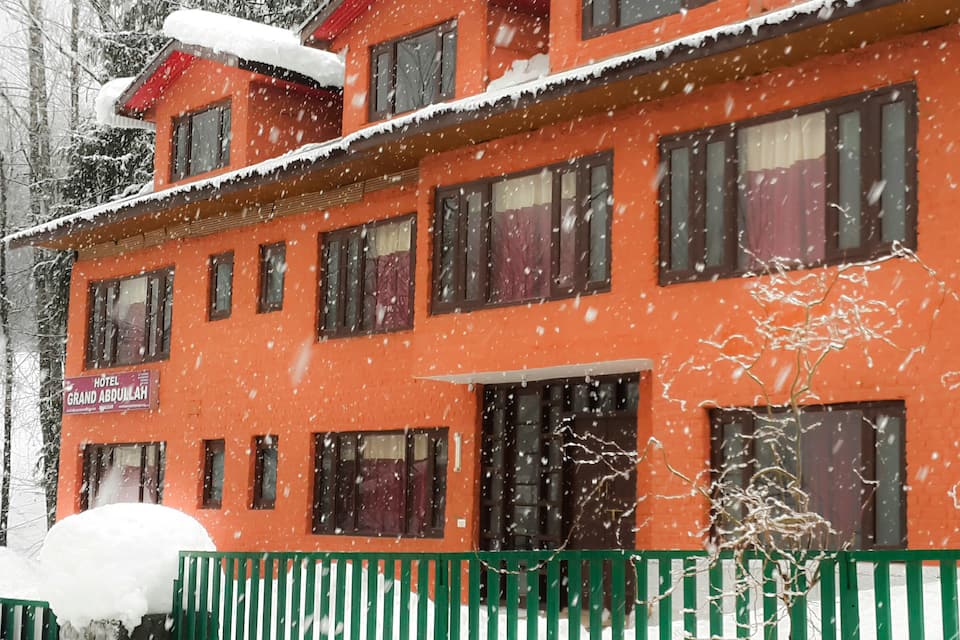 Hotel Grand Abdulla, Pahalgam
