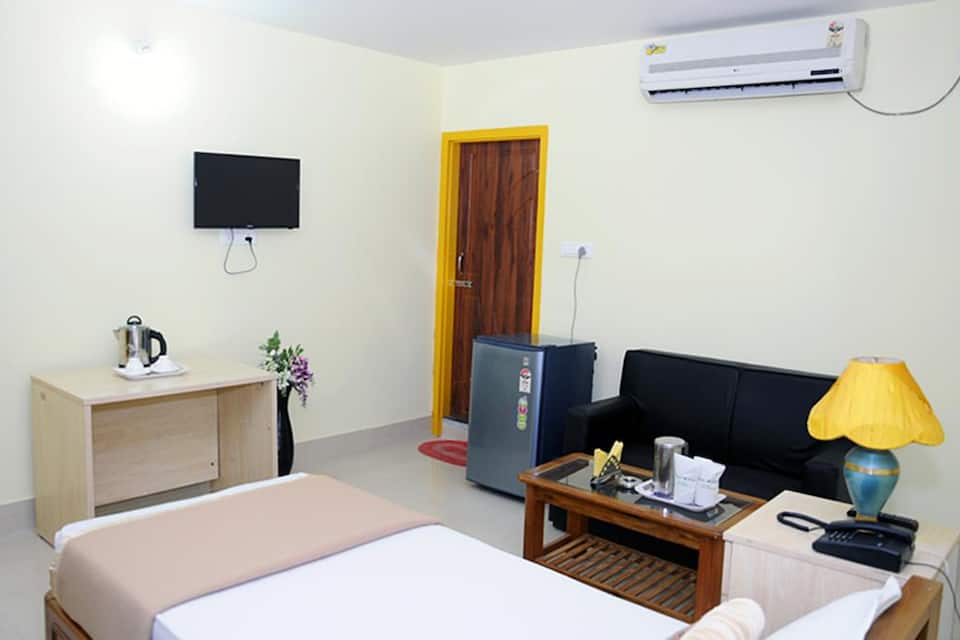 Pine Suite