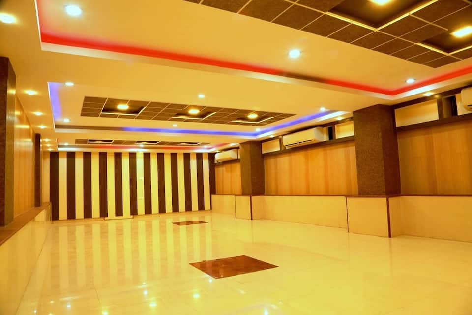 Hotel Royal Palm - A Budget Hotel in Udaipur