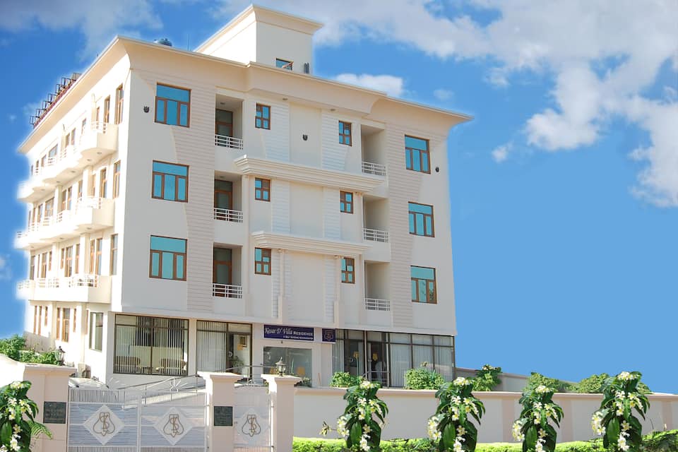 Hotel Kesar D'Villa