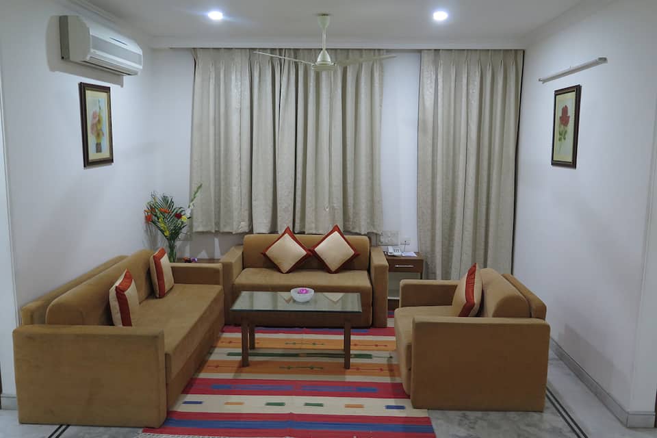 Hotel Kesar D'Villa