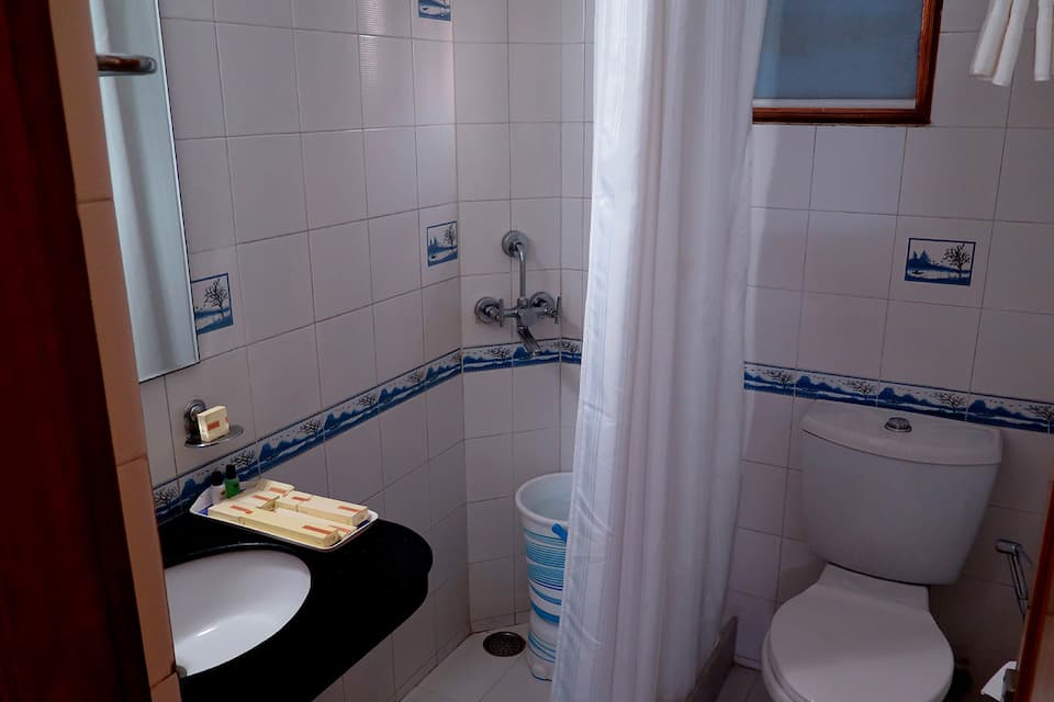 Hotel Kesar D'Villa