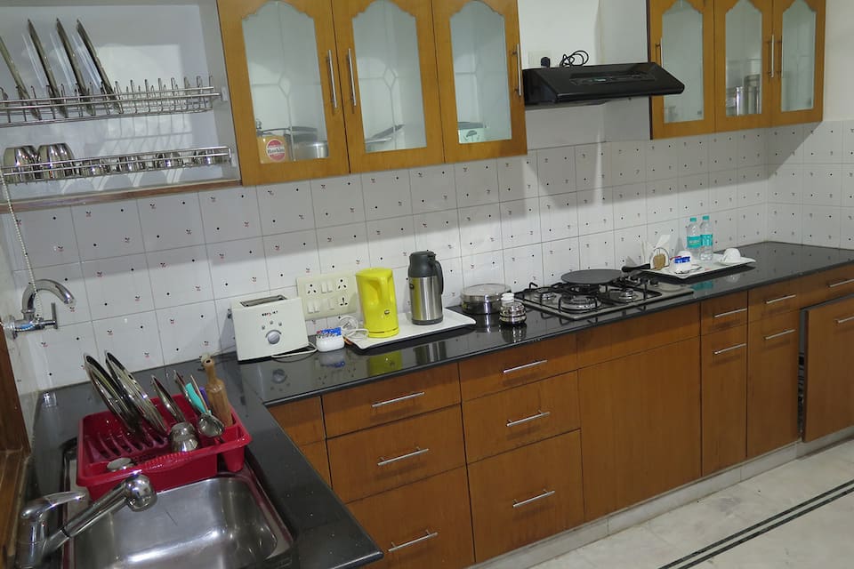 Hotel Kesar D'Villa