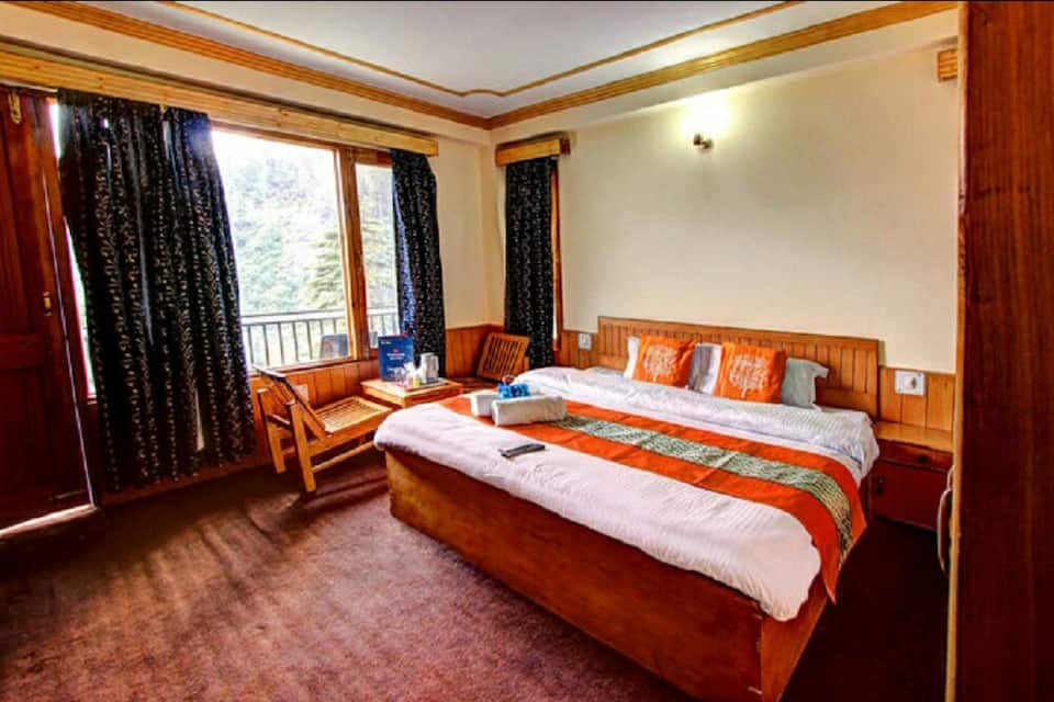 Four Bedroom Cottage- Entire cottage