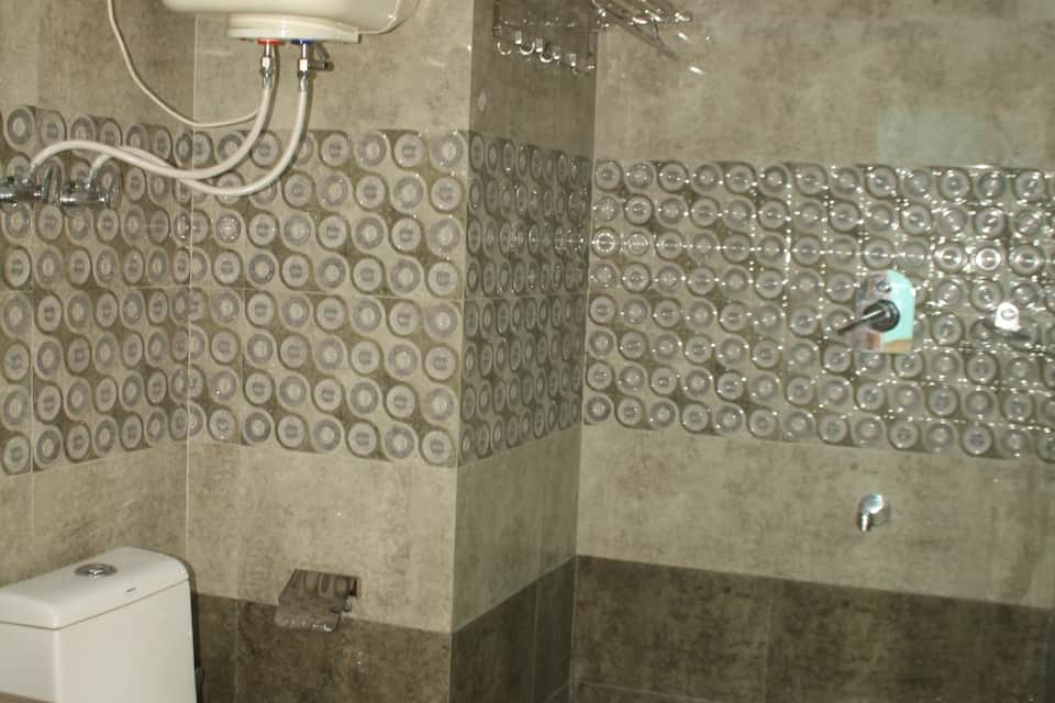 ADB Rooms Hotel Kundan Inn