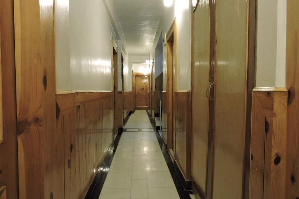 Corridor 1