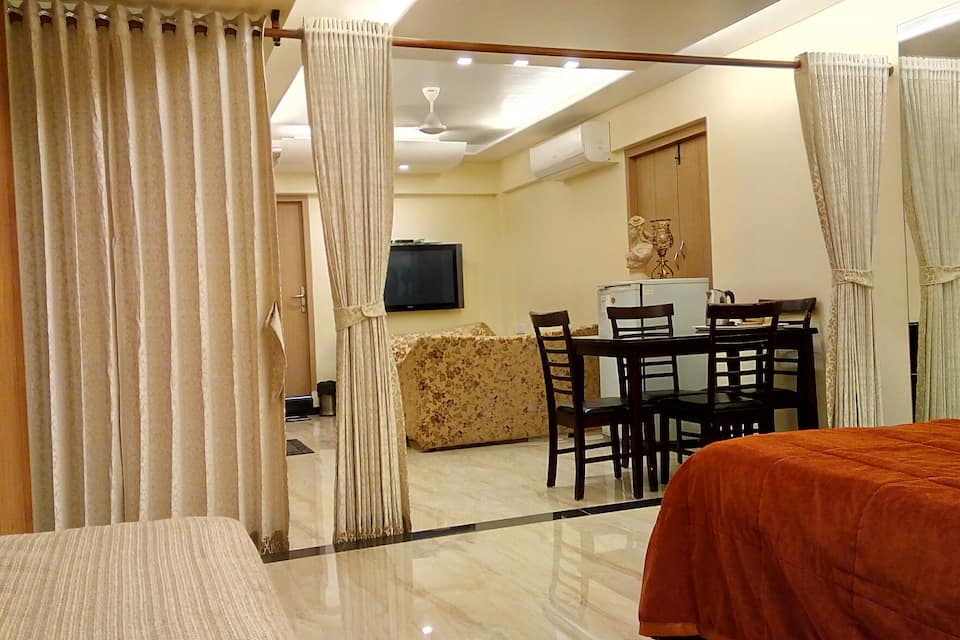 Suite room ( Stay in Bandra west)