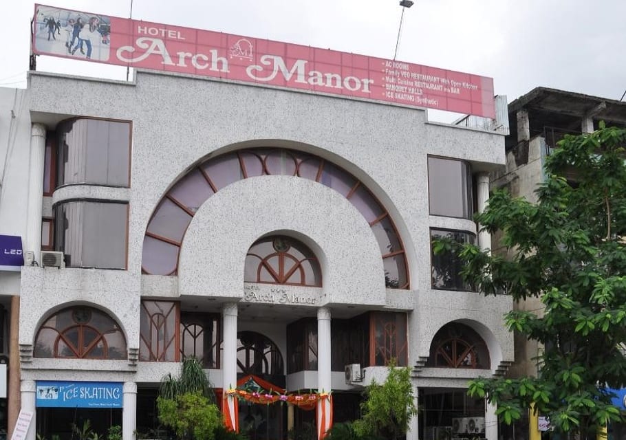 Hotel Arch Manor - The Vintage Inn