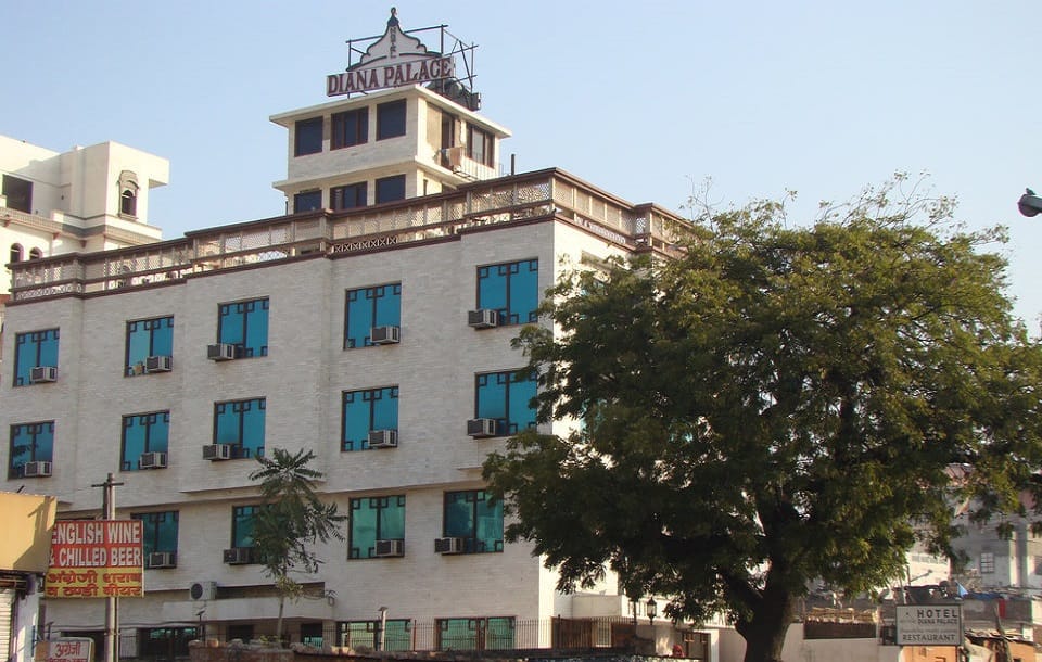 Hotel Diana Palace