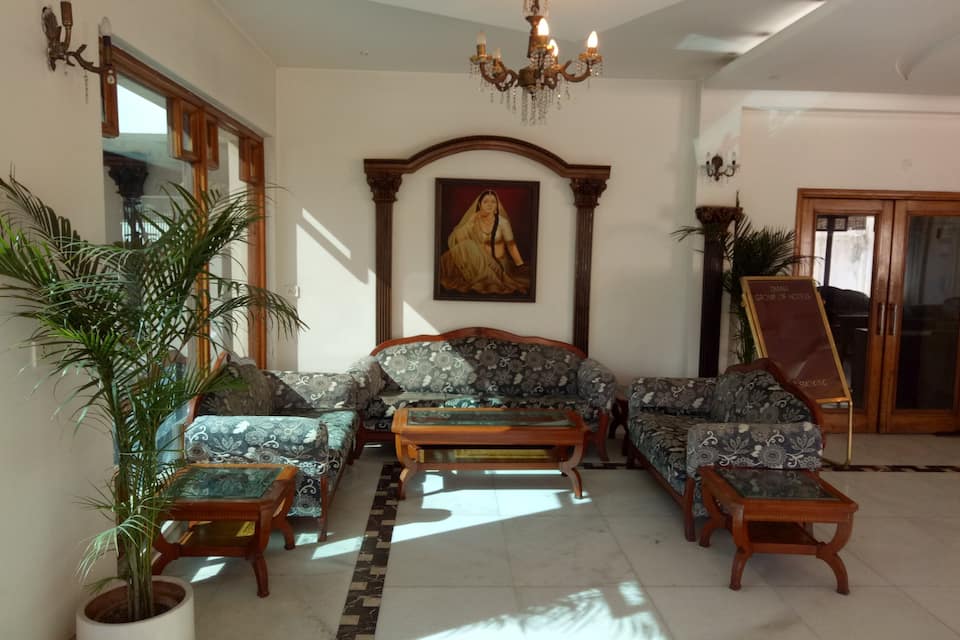 Hotel Diana Palace