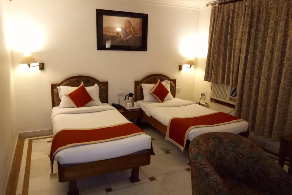 Hotel Diana Palace