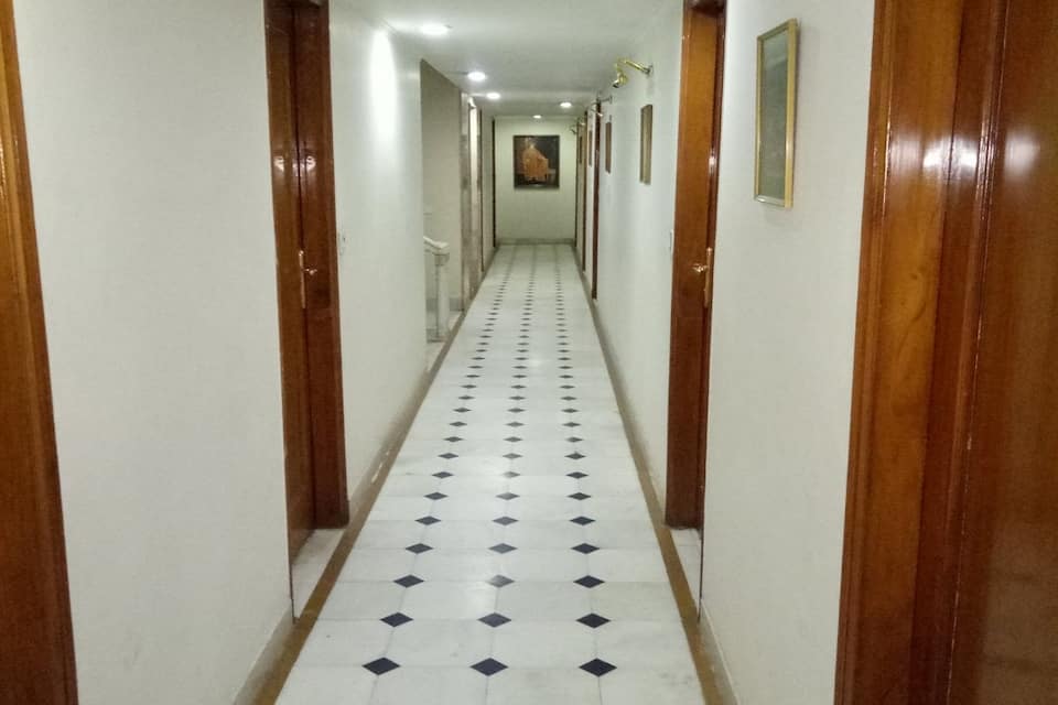 Hotel Diana Palace