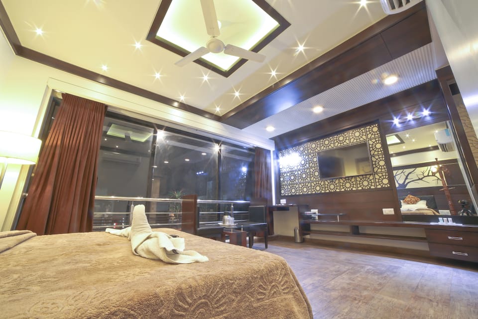 Executive Room