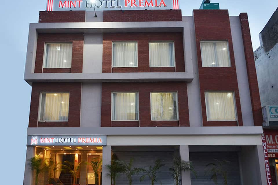 Hotel Mint Premia