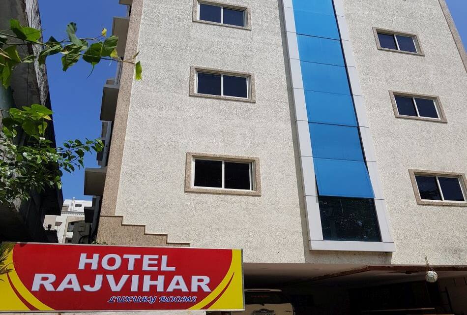 Hotel Raj Vihar Residency