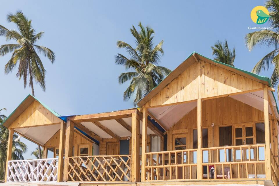 Commodious Beachside Cottage Perfect For Backpackers In Goa