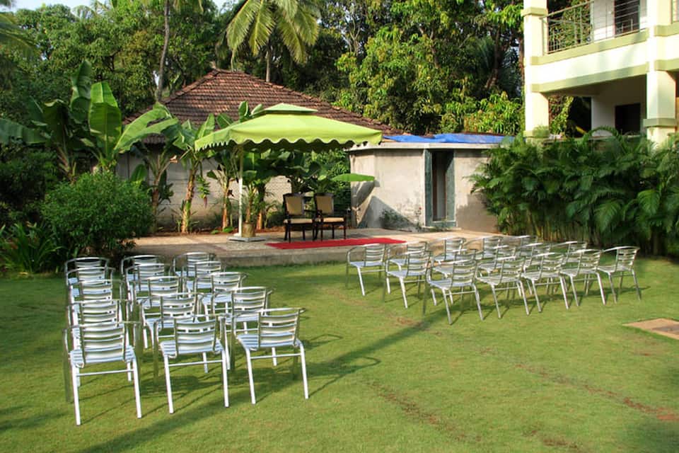 Lawn Sitting Area