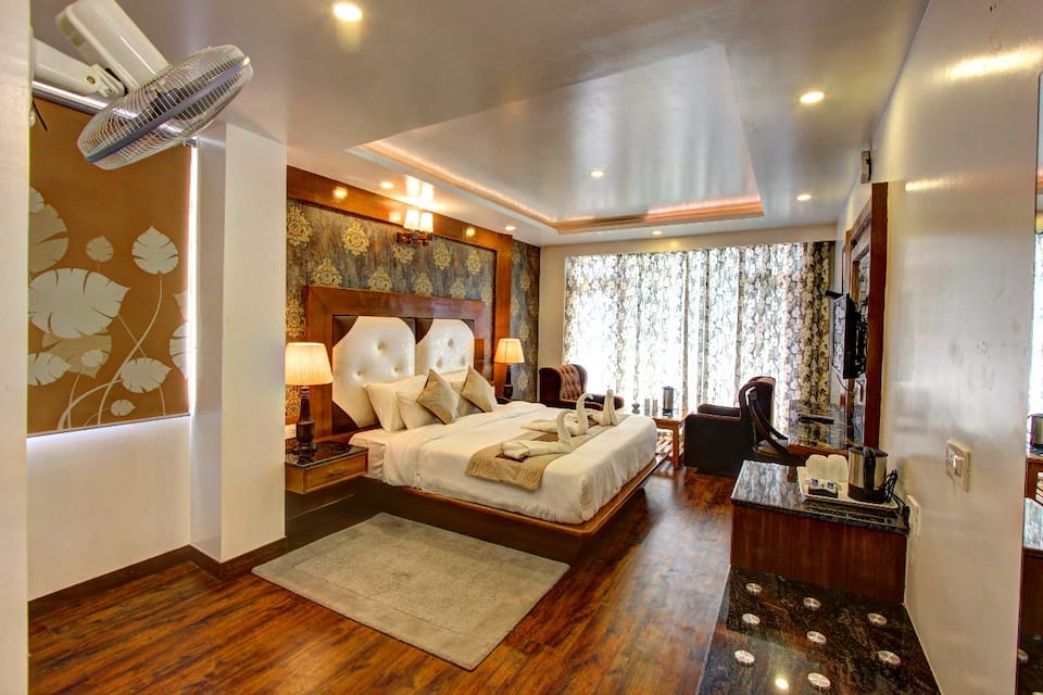 Executive Room