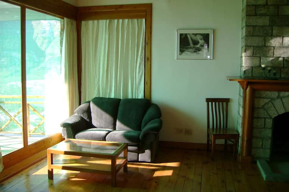 Wood Rose Villa-A Wandertrails Stay