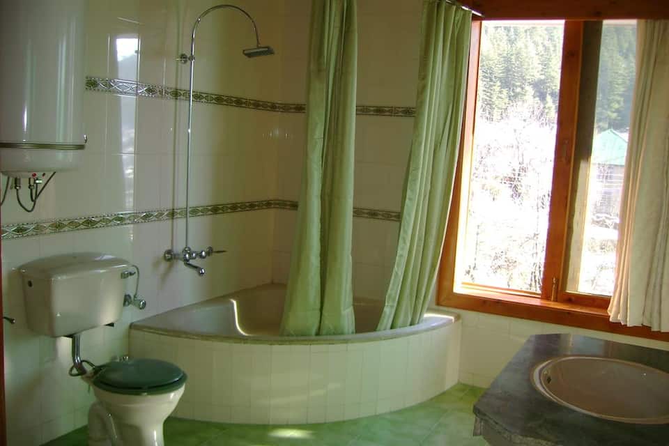 Wood Rose Villa-A Wandertrails Stay
