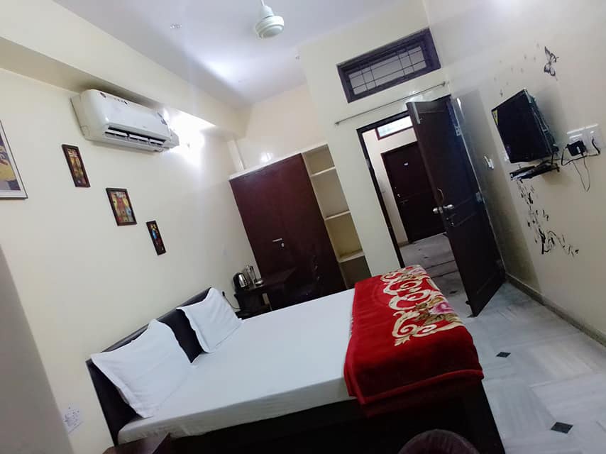 Rudraksh Guest House