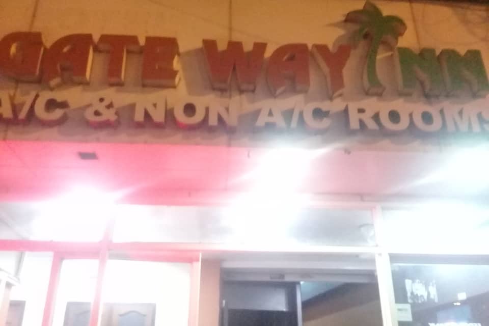 Hotel gate way inn