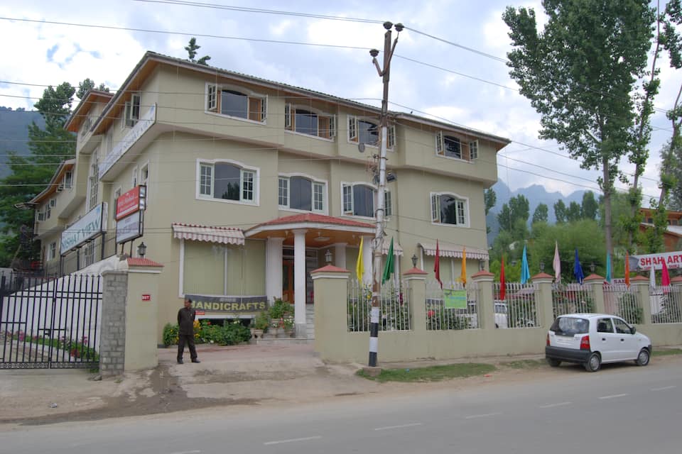 Hotel Nishat View